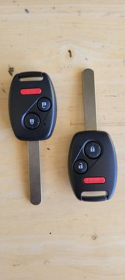 CAR KEYS AND REMOTES