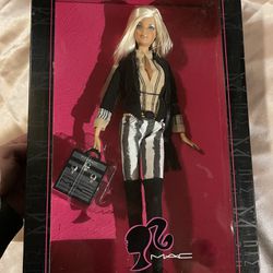 MAC Barbie! Collectors Edition! 