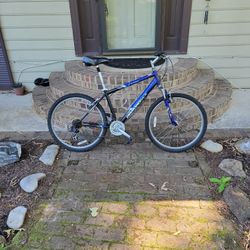 Diamondback Mountain Bike 