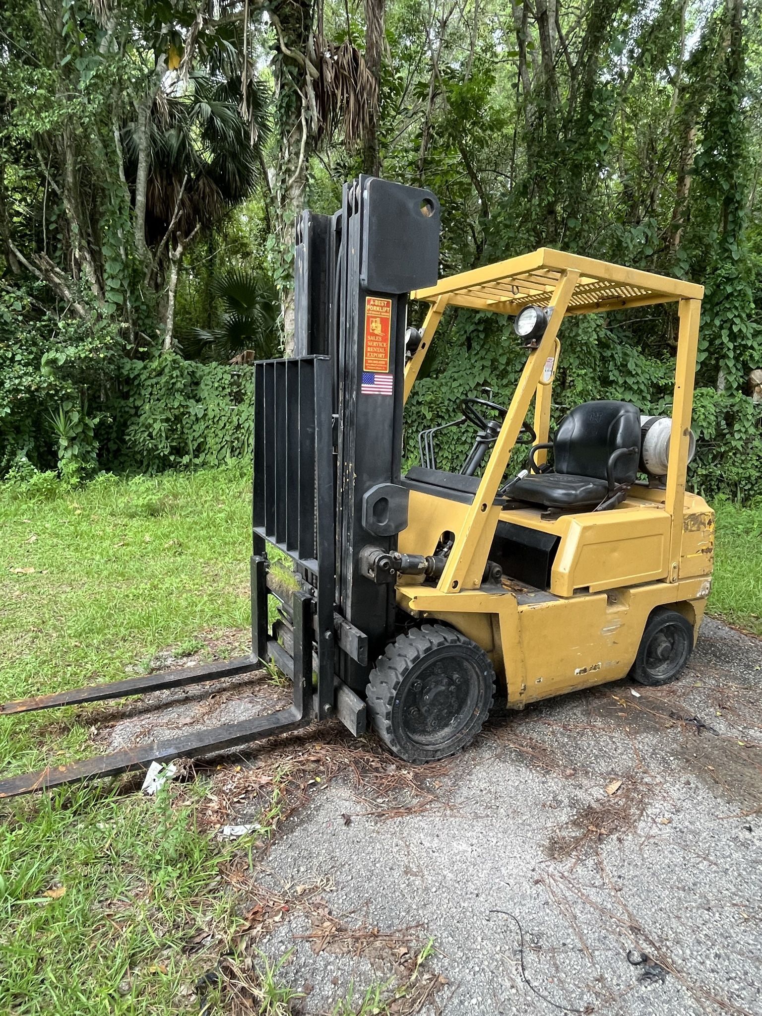 Komatsu Forklift 5000 Lbs 3 Stages