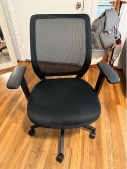 Staples Ergonomic task office chair