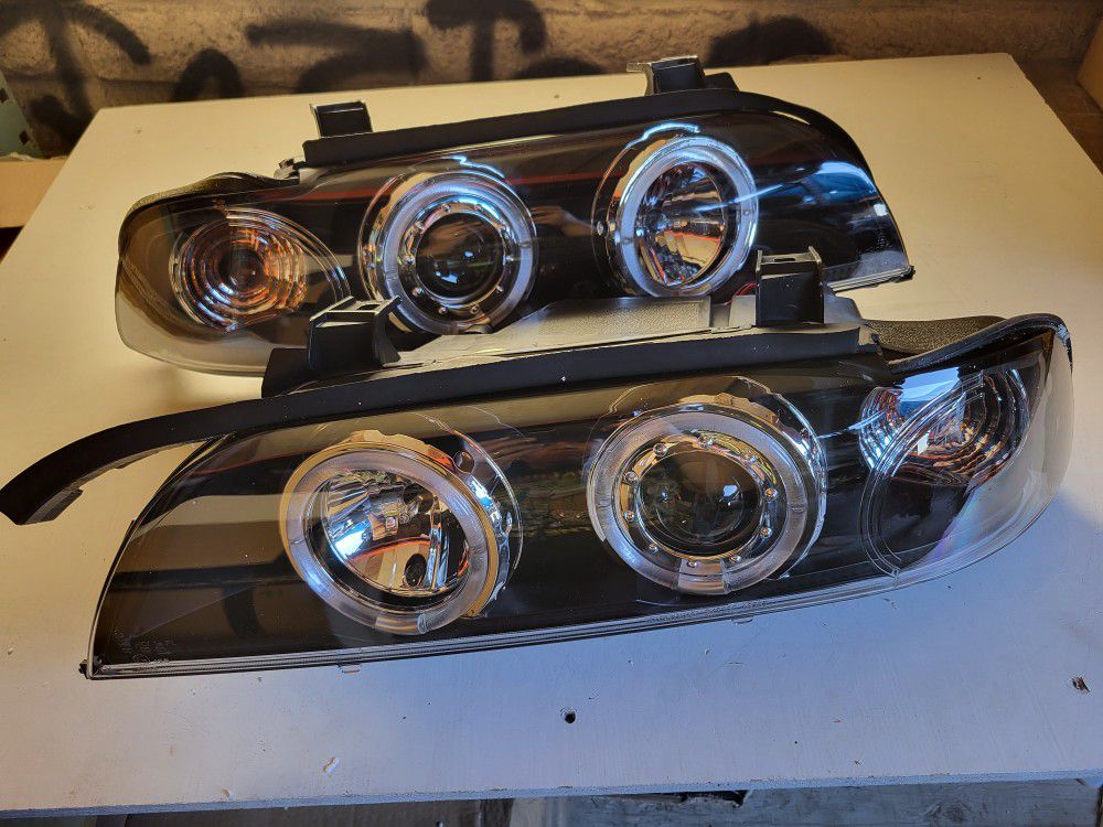BMW 5 Series (E39) 1(contact info removed) head lights