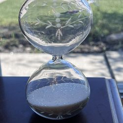 Vintage Etched Handblown 2 Minute Sand Timer