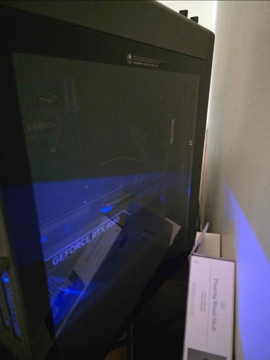 Lenovo 4080 Gaming Desktop