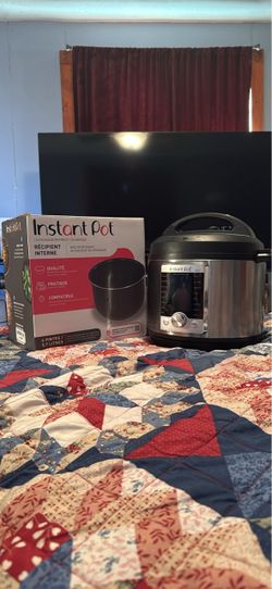 Instant Pot with Ceramic Inner Pot 6 Qt