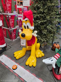 $300 obo - 3.5 FT Animated Holiday Pluto. Pick up location is in San Fernando Valley / Van Nuys area