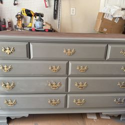 Refurbished Solid Wood Sage Green 9 Drawer Dresser