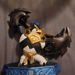 Master King Pen Sensei Skylander