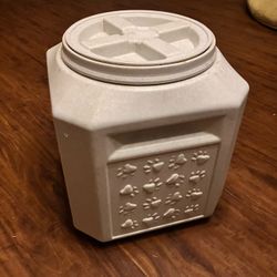 Gamma vault 25 pound food container Gamma vault 25 pound food grade container