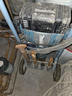 Makita