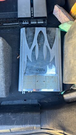 1200 Watt Amp