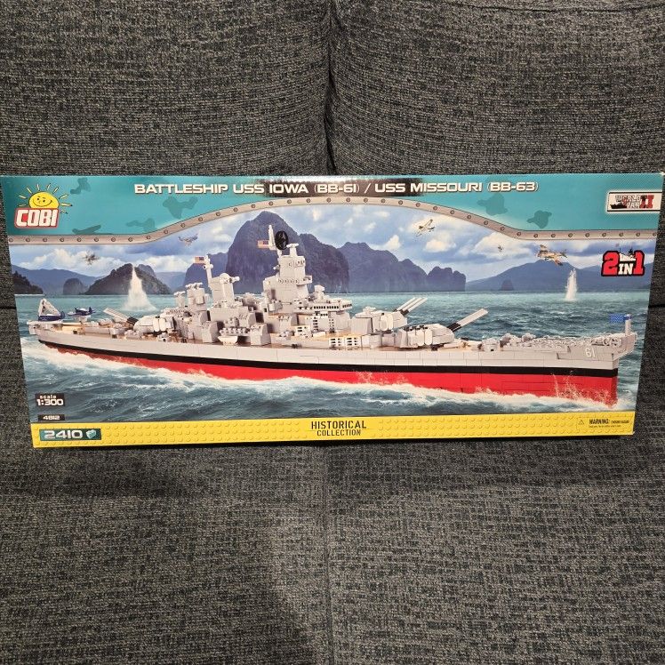 Cobi USS Iowa/USS Missouri