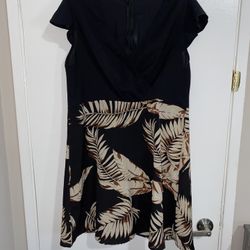 Black & Beige Leaf Print Dress
