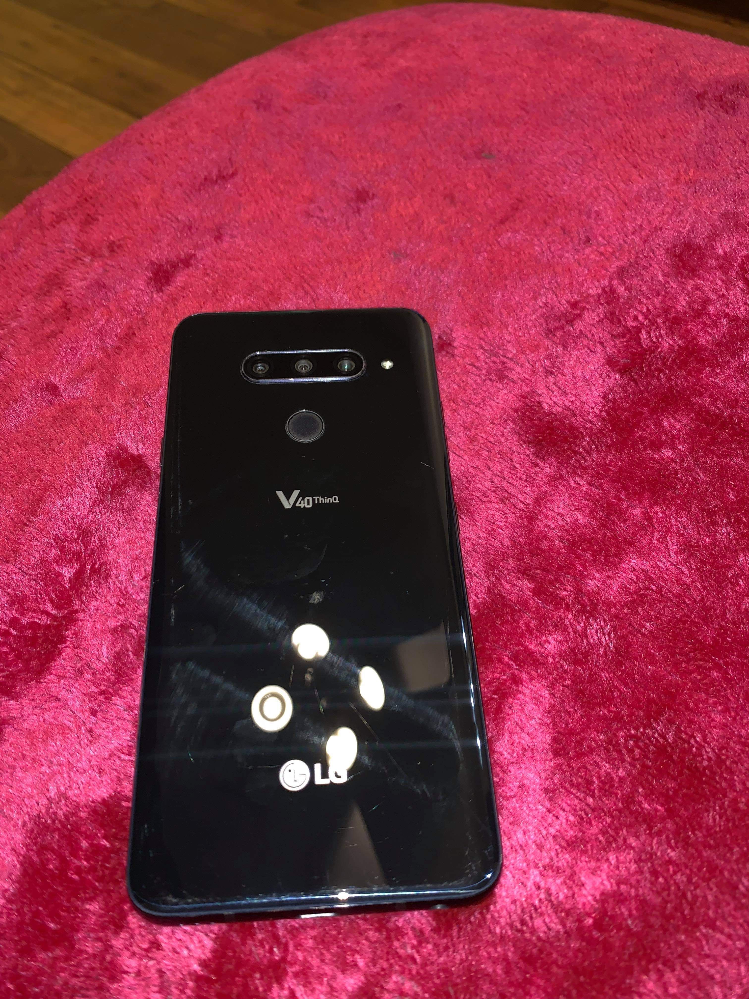 LG V40 THIN Q