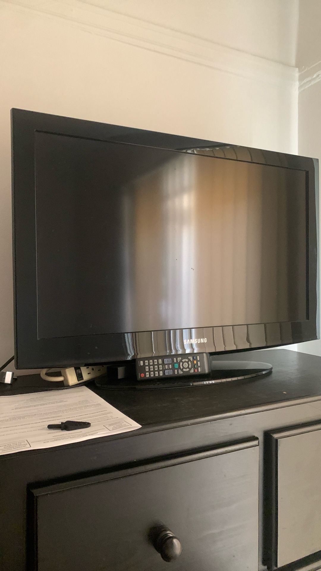 Samsung TV With Remote