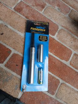 Pocket psychrometer