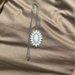 Necklace Sun/flower
