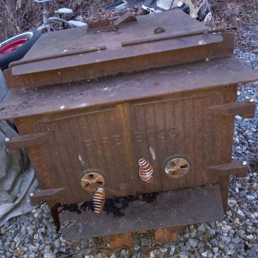 Fire Boss Cast Iron Wood Stove for Sale in Bethlehem, PA - OfferUp