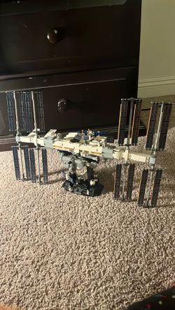 LEGO ISS