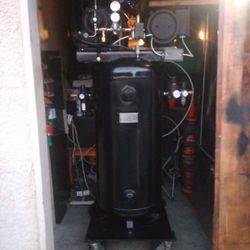  Auto Repair Shop  Or Body Shop Air Compressor 