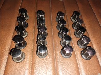 20 aluminum Porsche lug nuts $80