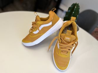 Vans Ultra Range/ultra Cush 7.5 M 9 W Adjusted Shipping Cost!!!
