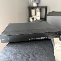 Like New Sony 4k UHD Bluray Player