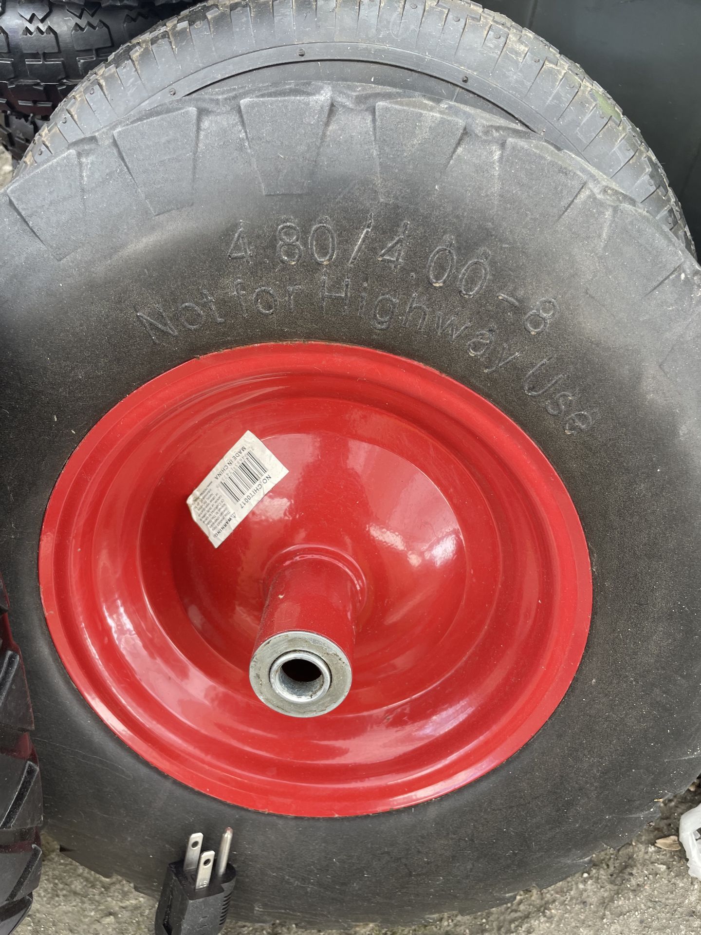 Llanta carretilla sólida