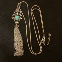 30” SilverTone Necklace With 5” Dangling Chain Pendant With Rhinestone And Turquoise Stone