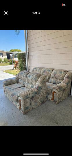 Couch Set In Great Condition No Rips Or Stain 