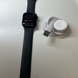 Apple Watch SE 2nd Generation 44MM Midnight GPS + Cellular 