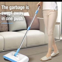 Sweeper   manual cleaning with brush and dustpan