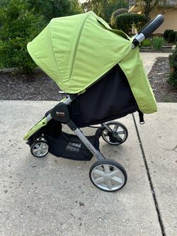 Britax B-Agile Lightweight 3-Wheel Stroller – One-Hand Fold – Good Condition