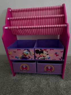 Minnie, mouse bookshelf, toy thing
