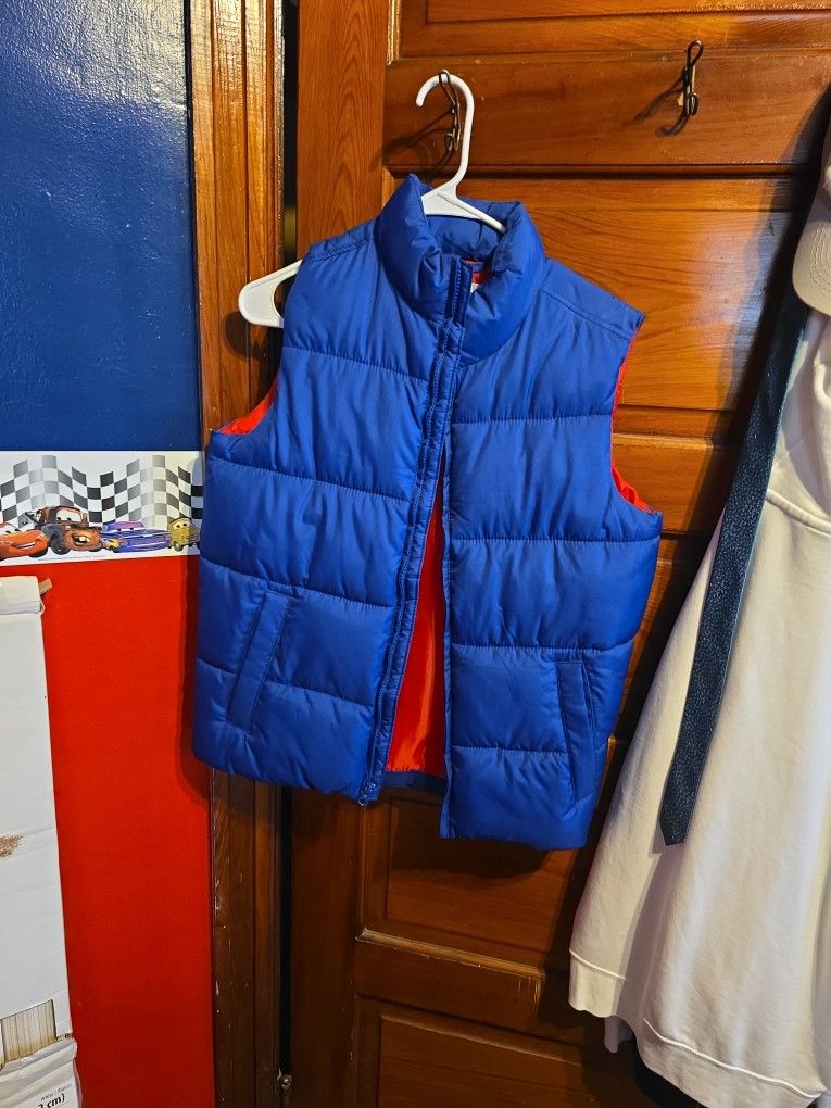 Boys Old Navy Puffer Vest