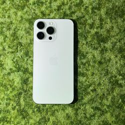 iPhone 15 Pro Max | 256GB | White Titanium | Factory Unlocked