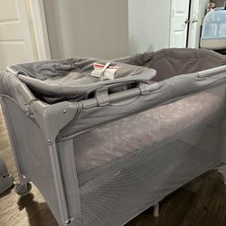 Baby Bassinet Bedside Sleeper, Baby Bedside Crib 4 Functions, Bedside Bassinet Crib Sleeper, Playard, Changing Table, Baby Bassinet for Newborn Baby 