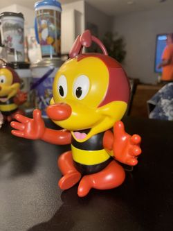 Disney Spike The Bee Sipper Cup