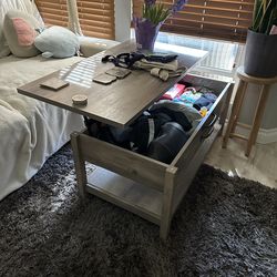 Coffe table with storage