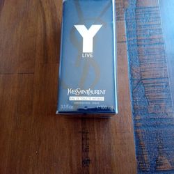 Yves Saint Laurent Y Live Eau de Toilette Intense Spray 100ml/3.3 fl oz