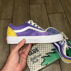 Vans 