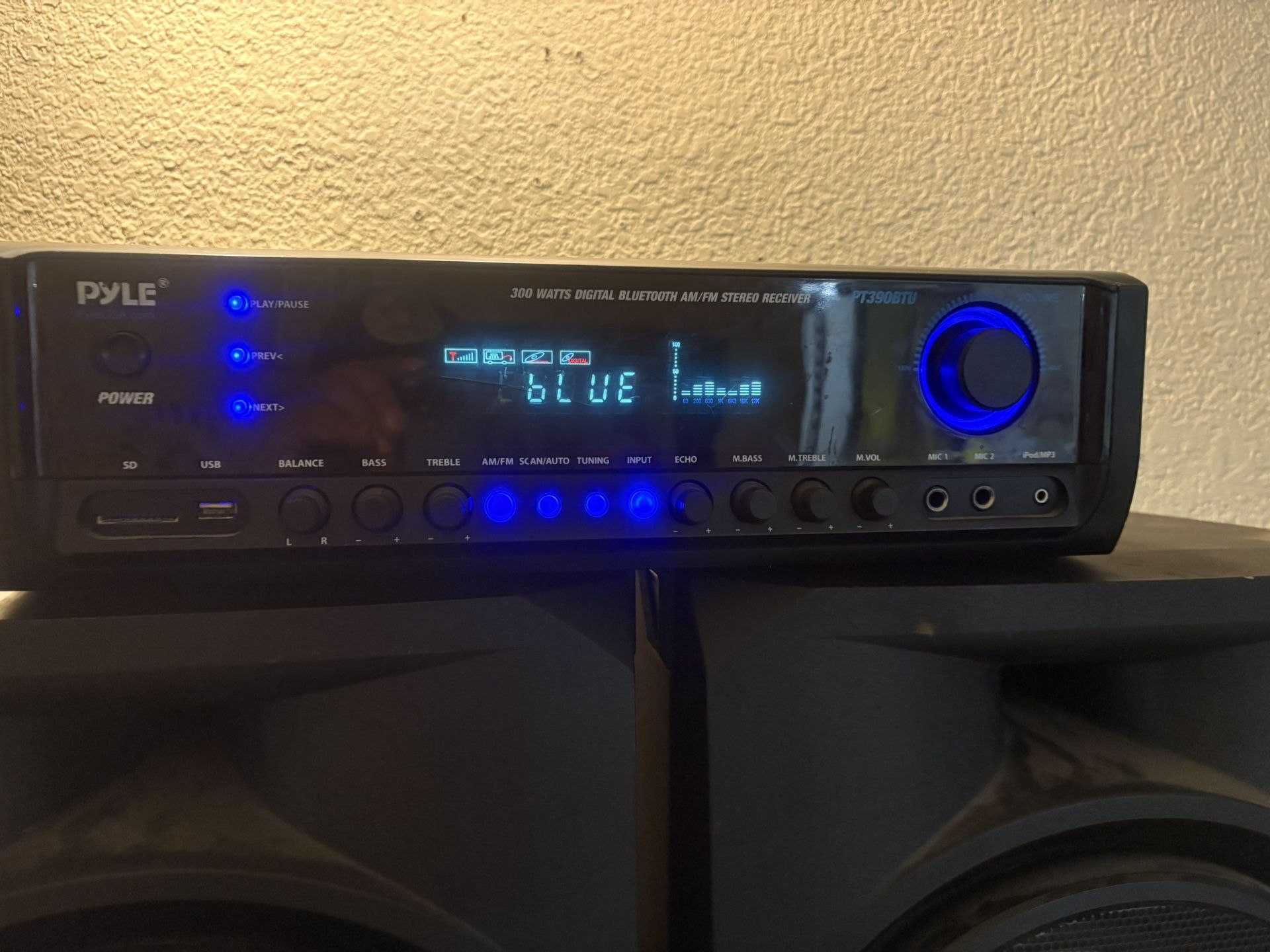 Karaoke 300 What’s. Speaker Sony Bluetooth Pyle Amp.