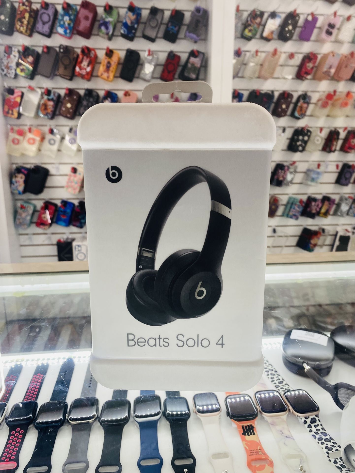 Beats Solo 4