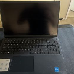 Dell Inspiron 15 3520 – 11th Gen i5 – 8GB RAM – 256GB SSD – touchscreen