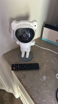 Astronaut Projector