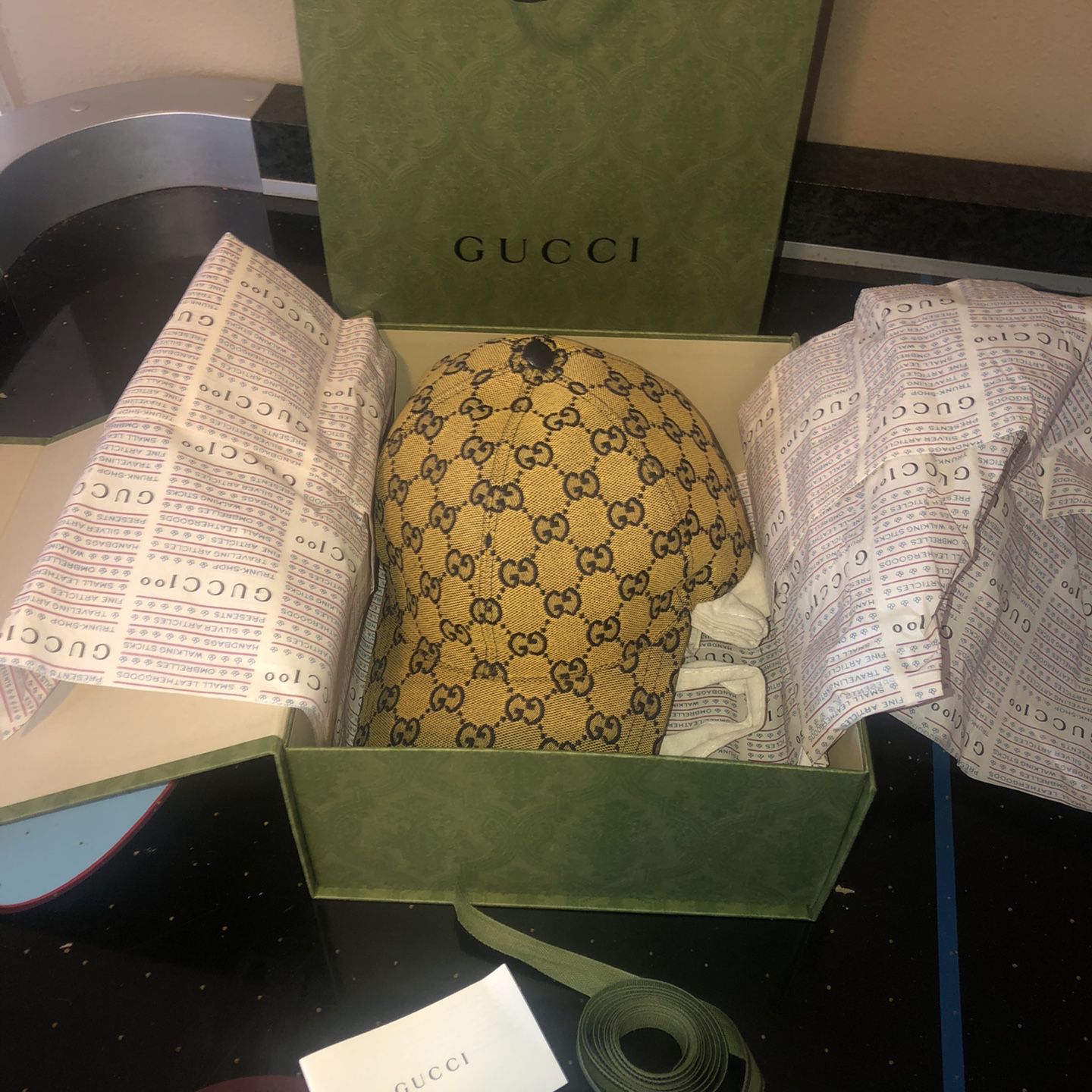 Custom Gucci bathroom 250 for Sale in Milwaukee, WI - OfferUp