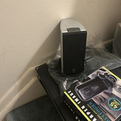1 Computer Speaker 