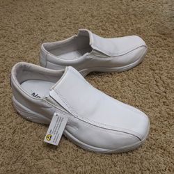 Nautilus n4603 shoes white leather, Size 9w