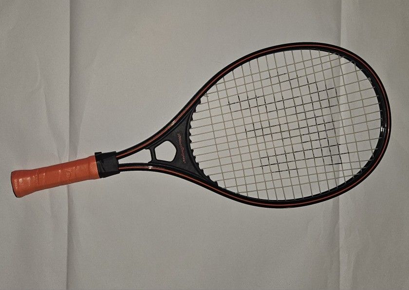 MacGregor Tennis Racque w/ SLOO: 3⅞, For Ages 13-19 or Anyone with Smaller Hands