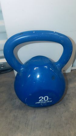 Marika 20lbs vinyl coated kettlebell